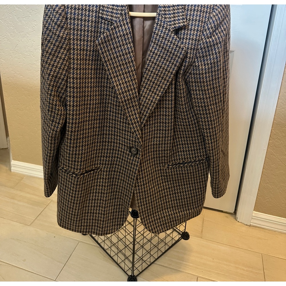 Women’s Size 12 Wool Blazer